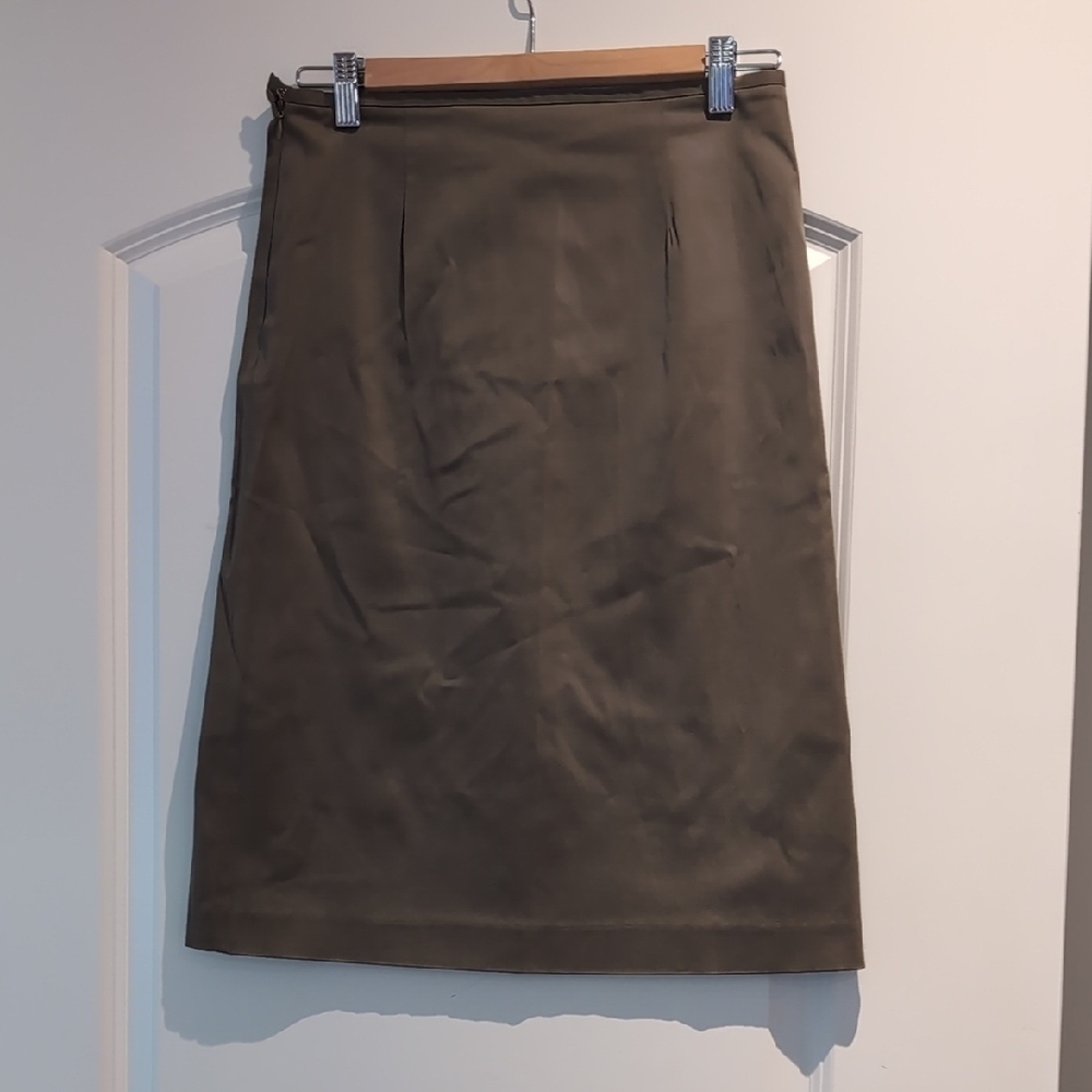 RW & Co Elegant Olive Green Women's Skirt